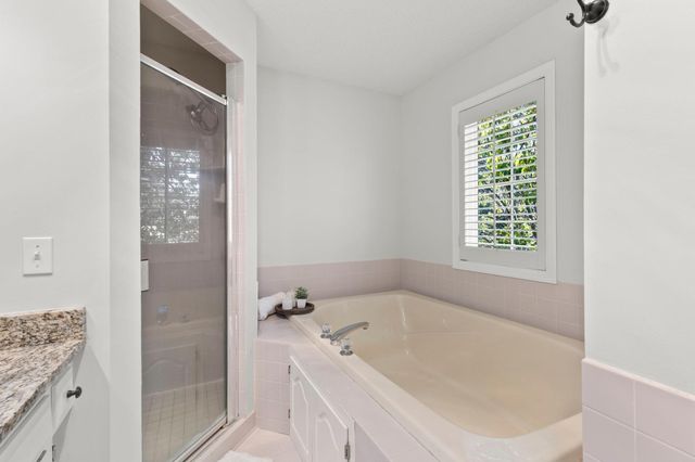 3563 Rae Lane, Woodbury, MN 55125