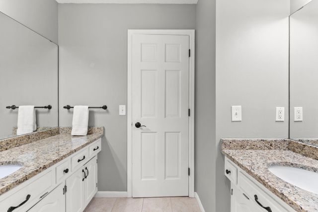 3563 Rae Lane, Woodbury, MN 55125