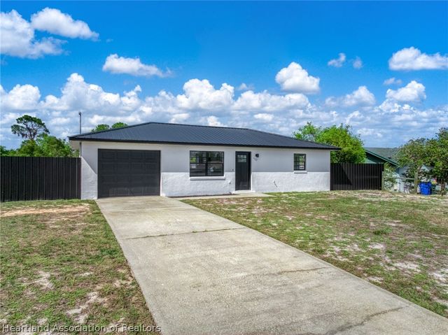 1420 Goldbud Street, Lake Placid, FL 33852