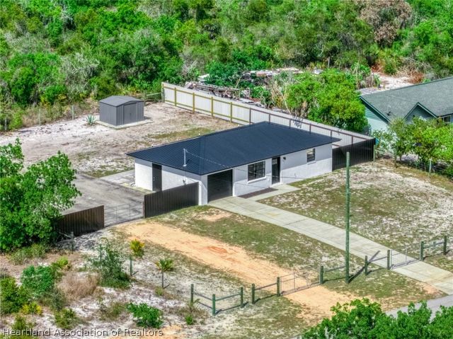 1420 Goldbud Street, Lake Placid, FL 33852