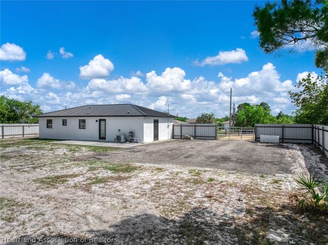 1420 Goldbud Street, Lake Placid, FL 33852