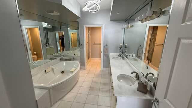 3200 N Ocean Boulevard N 1102, Fort Lauderdale, FL 33308