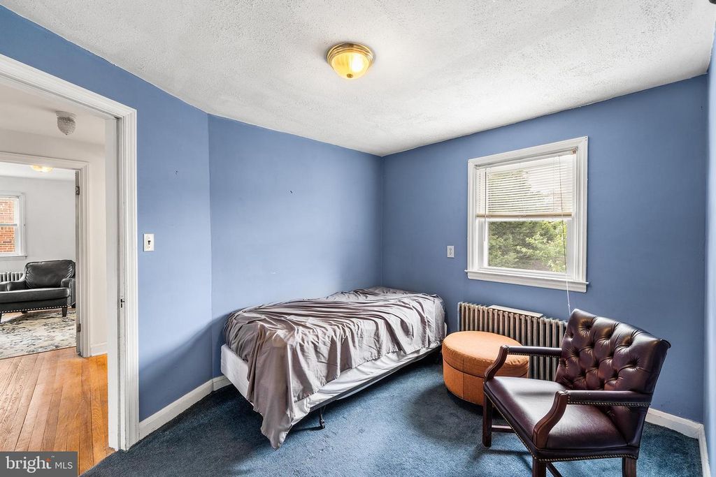 Image 18 of property listing at 103 9TH AVE, Brooklyn, MD 21225