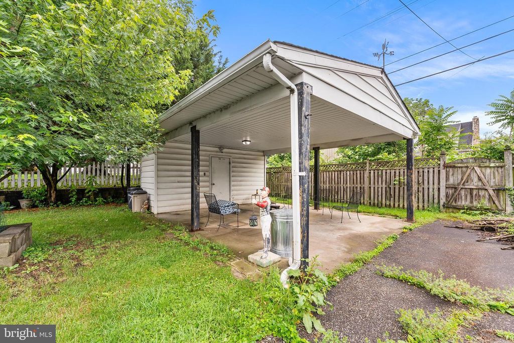 Image 29 of property listing at 103 9TH AVE, Brooklyn, MD 21225