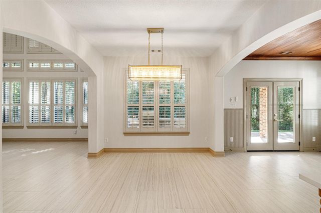 10332 Hunter Creek Lane, Conroe, TX 77304