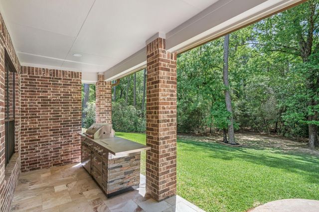 10332 Hunter Creek Lane, Conroe, TX 77304