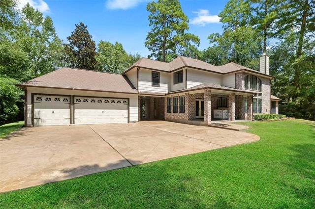10332 Hunter Creek Lane, Conroe, TX 77304