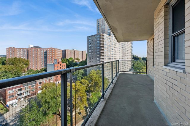 2500 Johnson Avenue 12N, Bronx, NY 10463