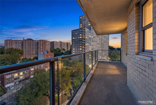 2500 Johnson Avenue 12N, Bronx, NY 10463