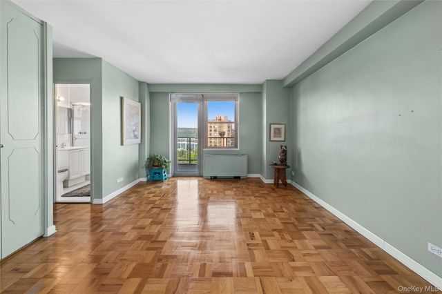 2500 Johnson Avenue 12N, Bronx, NY 10463