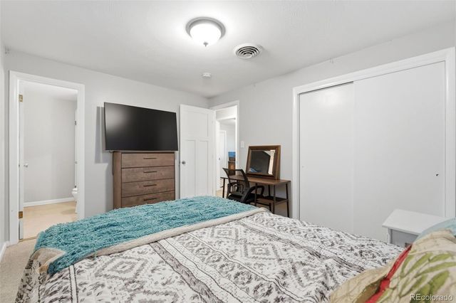 7253 W 69th Avenue, Arvada, CO 80003