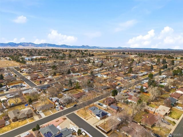 7253 W 69th Avenue, Arvada, CO 80003