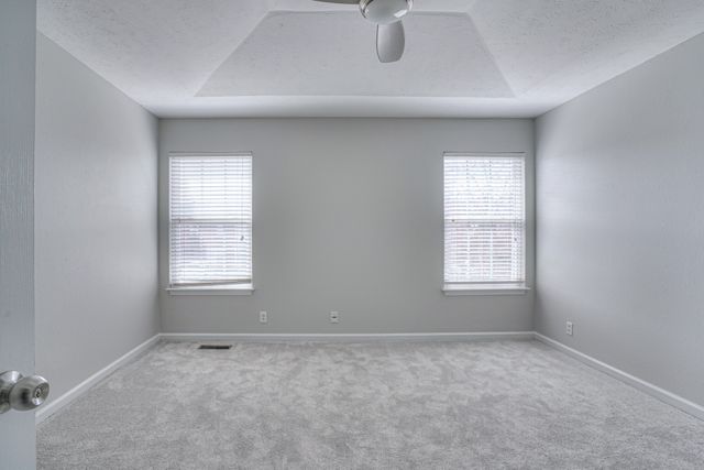 415 Arapaho Dr, Murfreesboro, TN 37128