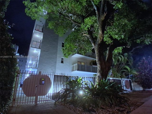 1519 Drexel Ave 201, Miami Beach, FL 33139