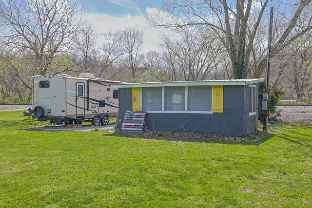 5646 New Drive, Melbourne, KY 41059