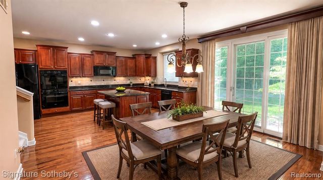 16324 Brook Trout Lane, Northville, MI 48168
