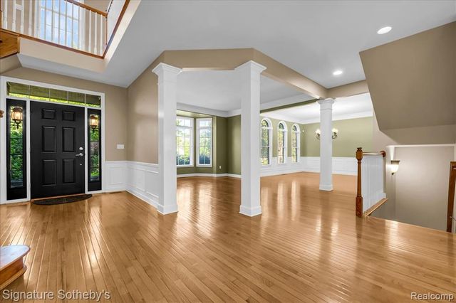 16324 Brook Trout Lane, Northville, MI 48168