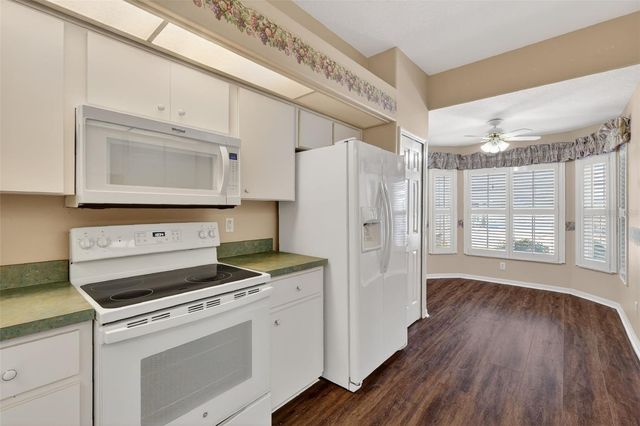 21743 KING JOHN STREET, Leesburg, FL 34748