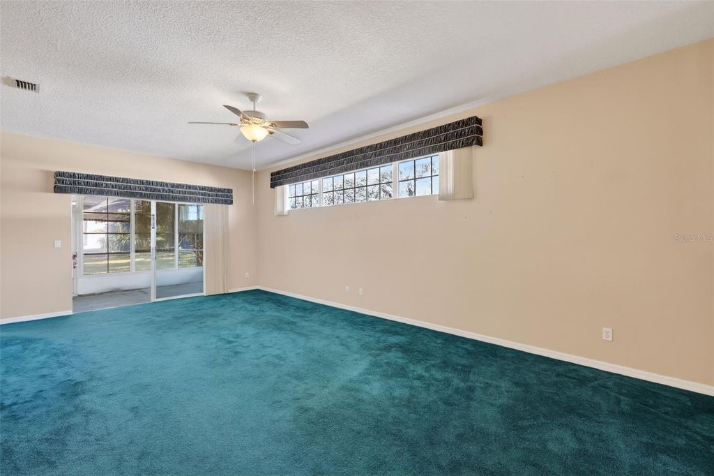 Image 15 of property listing at 21743 KING JOHN STREET, Leesburg, FL 34748