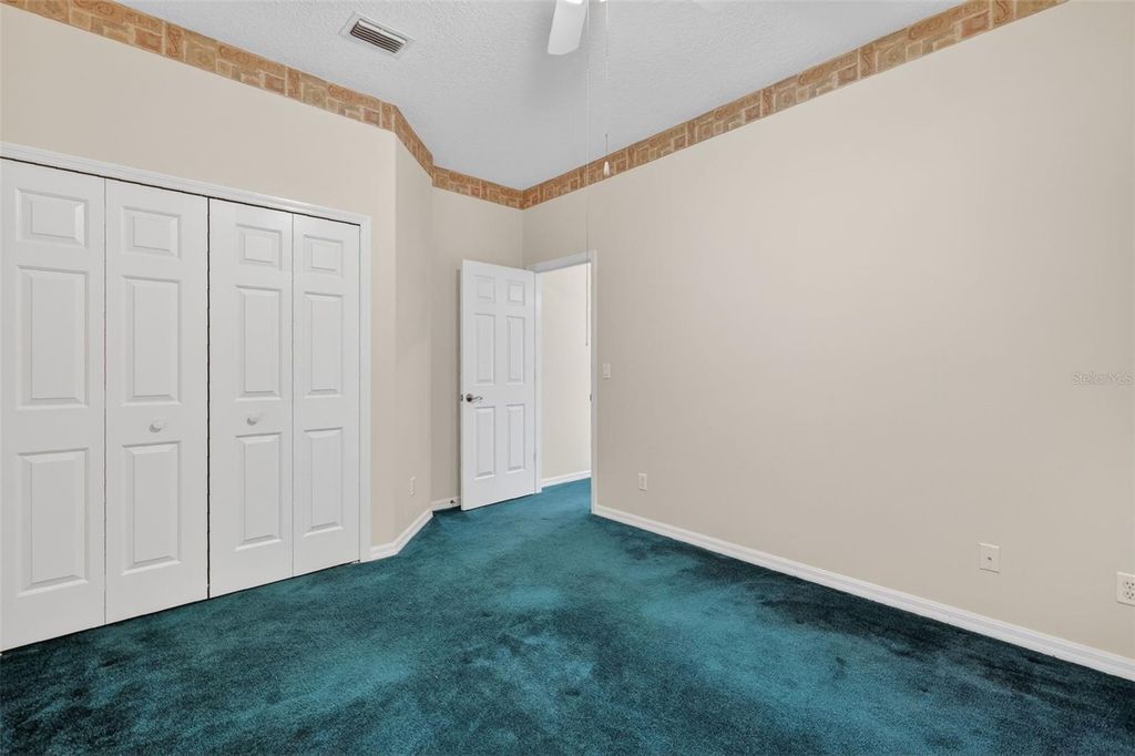 Image 38 of property listing at 21743 KING JOHN STREET, Leesburg, FL 34748