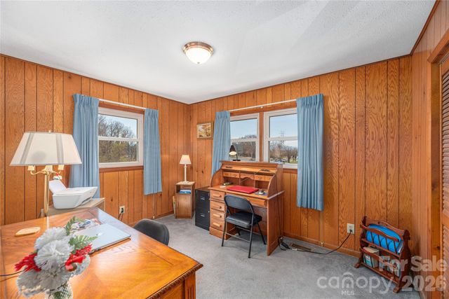 40 Warner Road, Canton, NC 28716