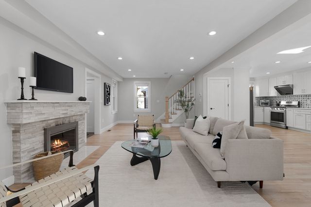 303 Russett Road, Brookline, MA 02467