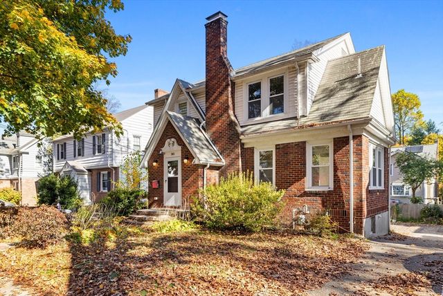 303 Russett Road, Brookline, MA 02467