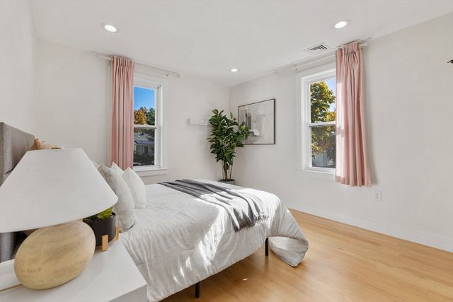 303 Russett Road, Brookline, MA 02467