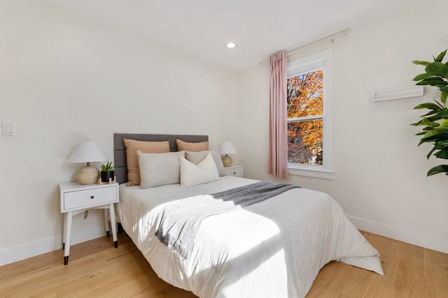 303 Russett Road, Brookline, MA 02467