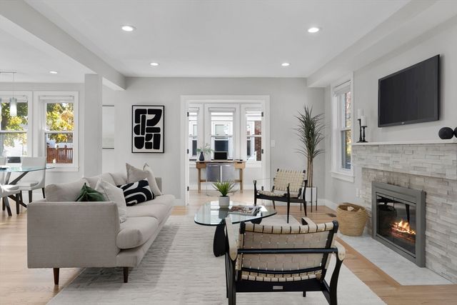 303 Russett Road, Brookline, MA 02467