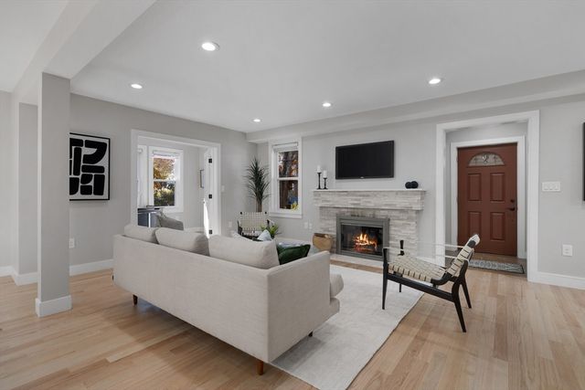 303 Russett Road, Brookline, MA 02467