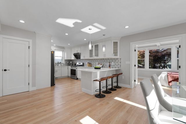 303 Russett Road, Brookline, MA 02467