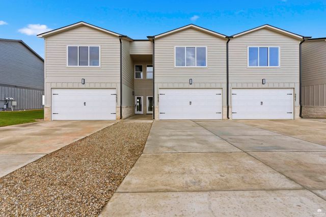 5625 Goheen Drive, Manhattan, KS 66503