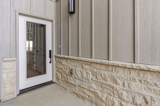 5625 Goheen Drive, Manhattan, KS 66503