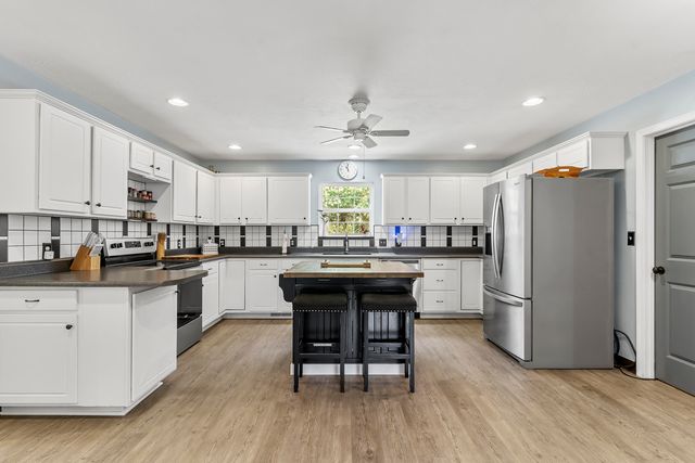 1092 Blackjack School Road, Marionville, MO 65705