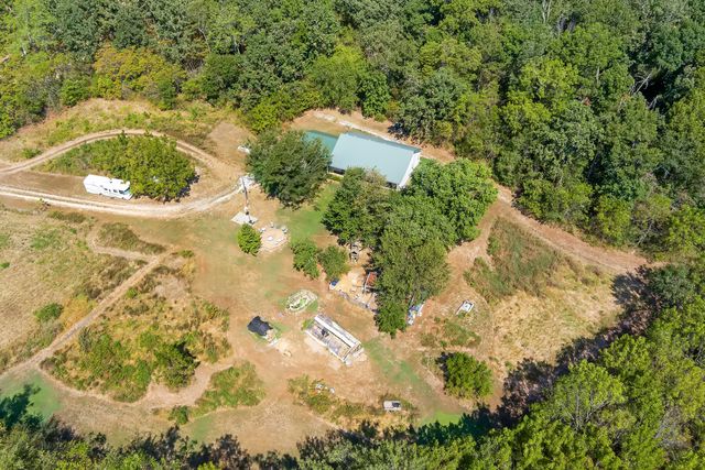 1092 Blackjack School Road, Marionville, MO 65705