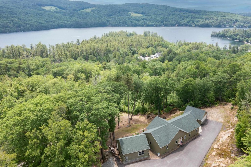 11 Sebec Road, Holderness, NH 03245