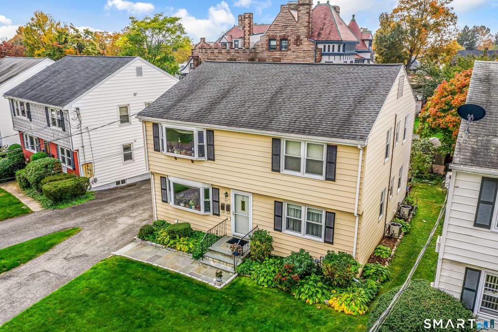 32 Hackett Circle North, Stamford, CT 06906