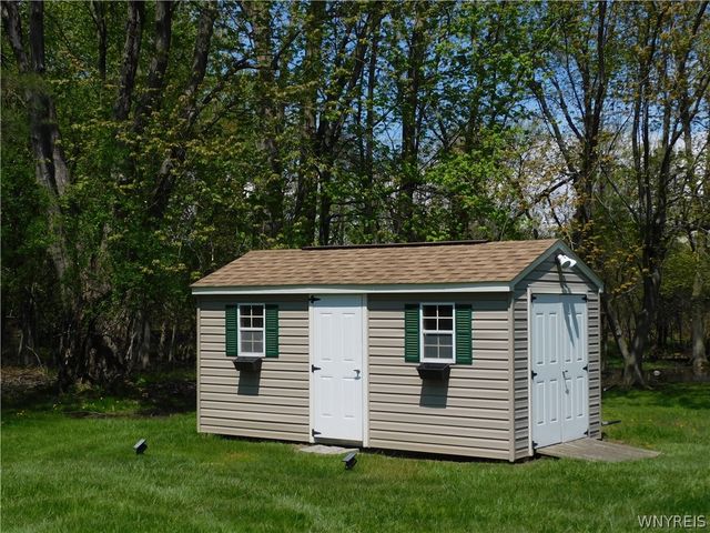 720 Fisher Road, West Seneca, NY 14224