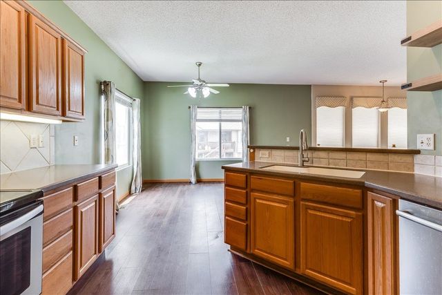2206 E Myrtlewood, Derby, KS 67037