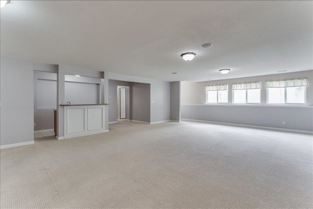 2206 E Myrtlewood, Derby, KS 67037