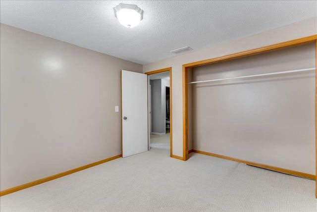 2206 E Myrtlewood, Derby, KS 67037