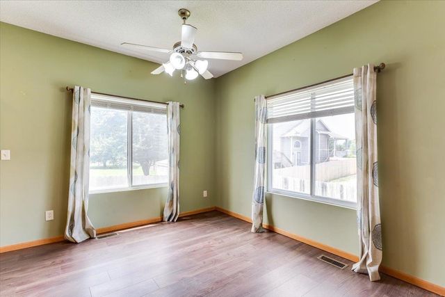 2206 E Myrtlewood, Derby, KS 67037