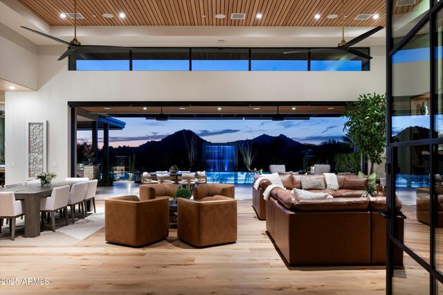 8328 E WHISPER ROCK Trail, Scottsdale, AZ 85266