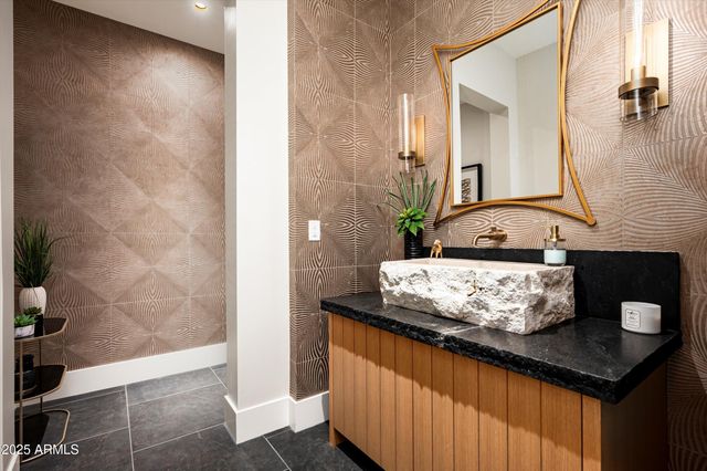 8328 E WHISPER ROCK Trail, Scottsdale, AZ 85266