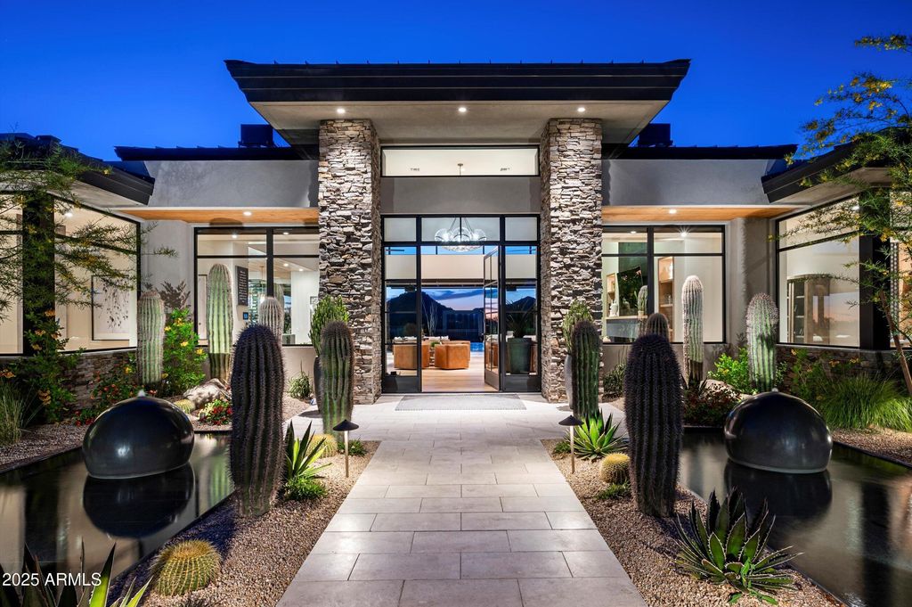 8328 E WHISPER ROCK Trail, Scottsdale, AZ 85266