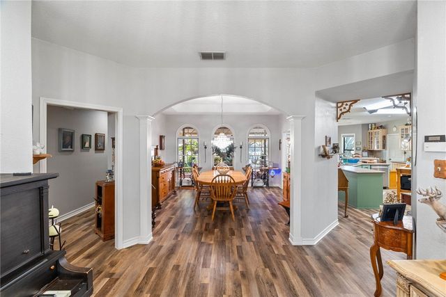 345 Trail Ridge Dr, Sandia, TX 78383