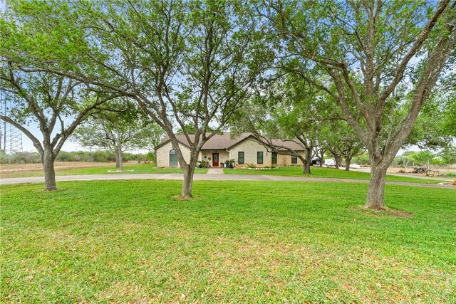 345 Trail Ridge Dr, Sandia, TX 78383