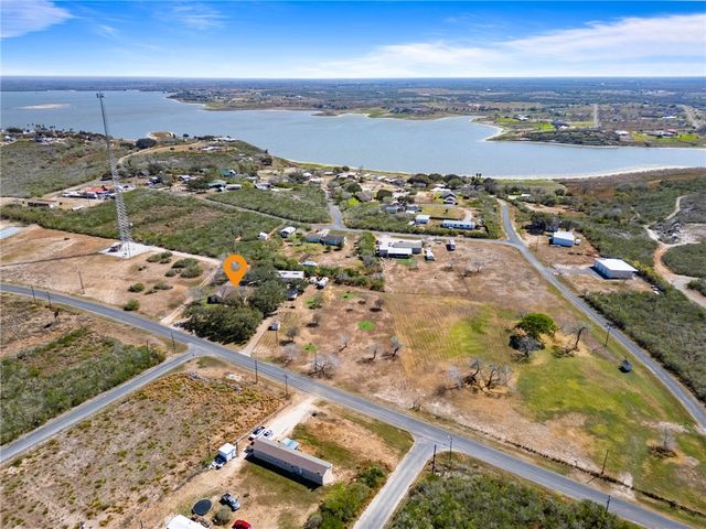 345 Trail Ridge Dr, Sandia, TX 78383