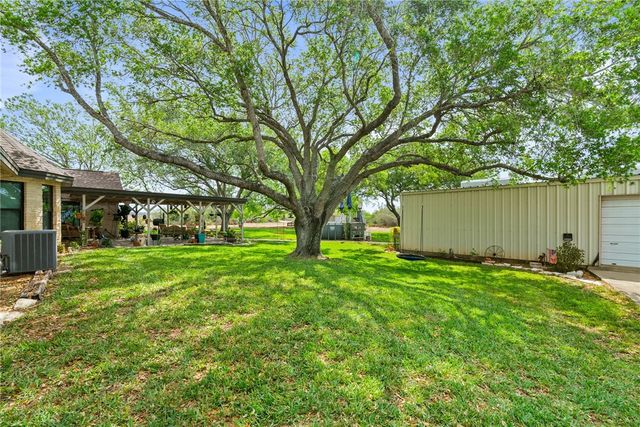 345 Trail Ridge Dr, Sandia, TX 78383